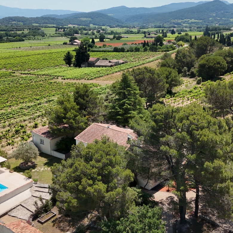 Superbe Maison 217m2, Piscine,Garage, Roucas – Endoume