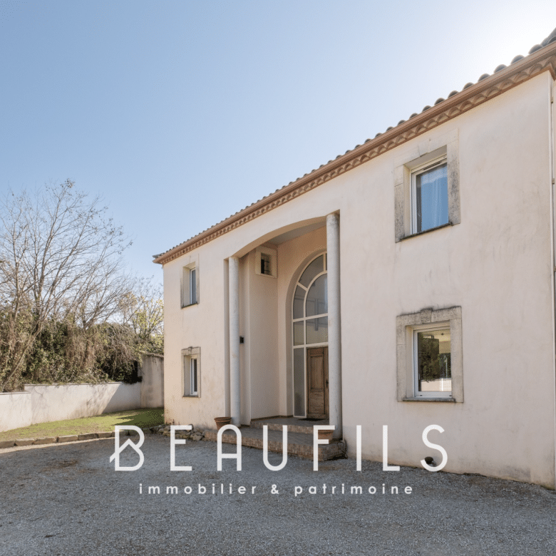Luxury real estate photo | Charming Properties