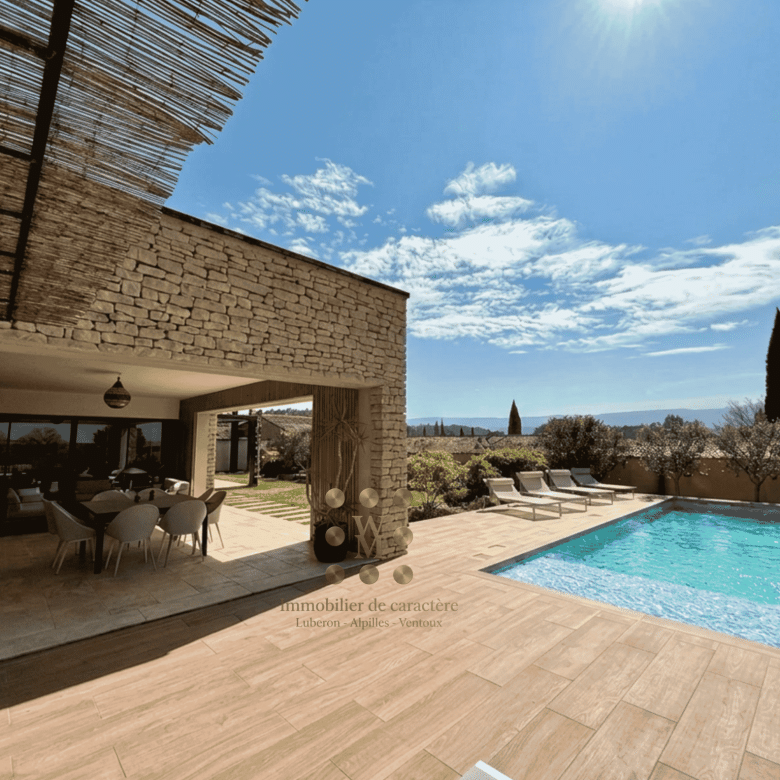 Luxury real estate photo | Charming Properties