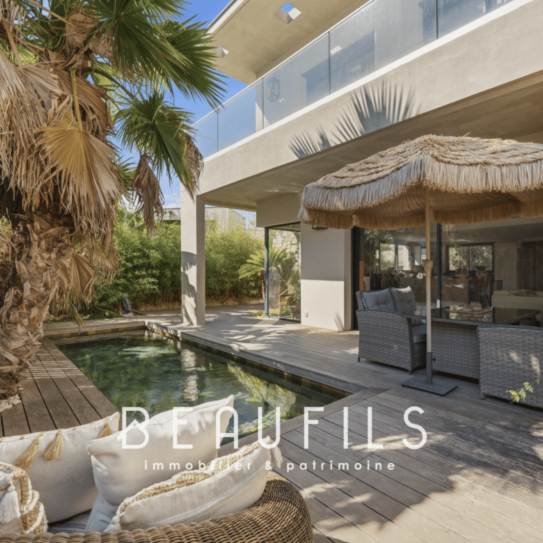 Luxury real estate photo | Charming Properties