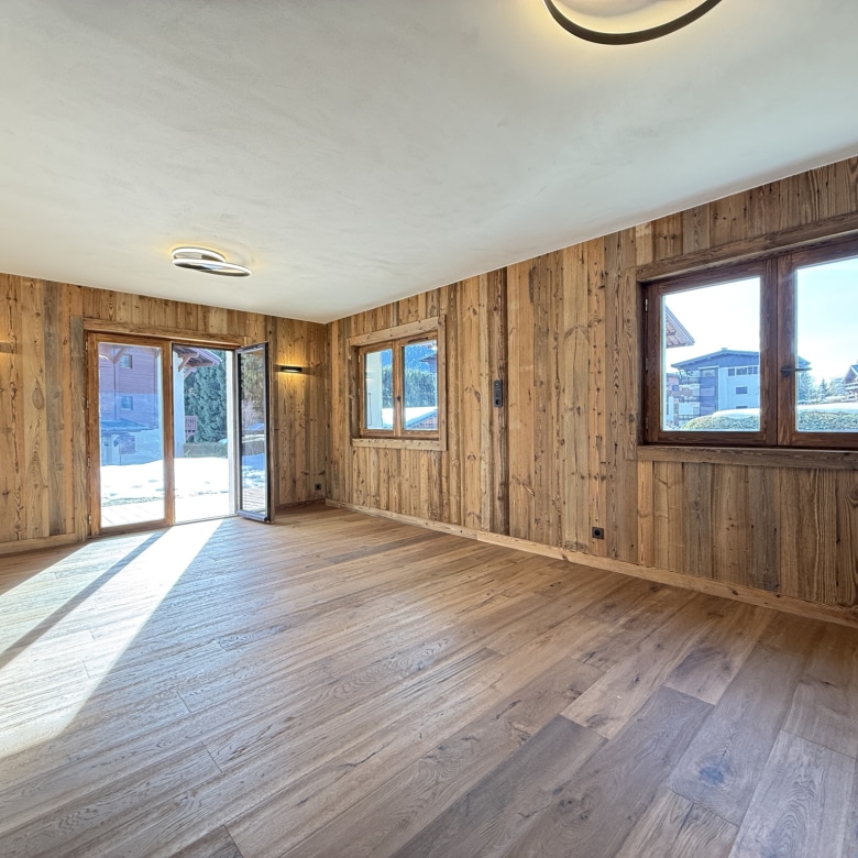 Luxury real estate photo | Charming Properties