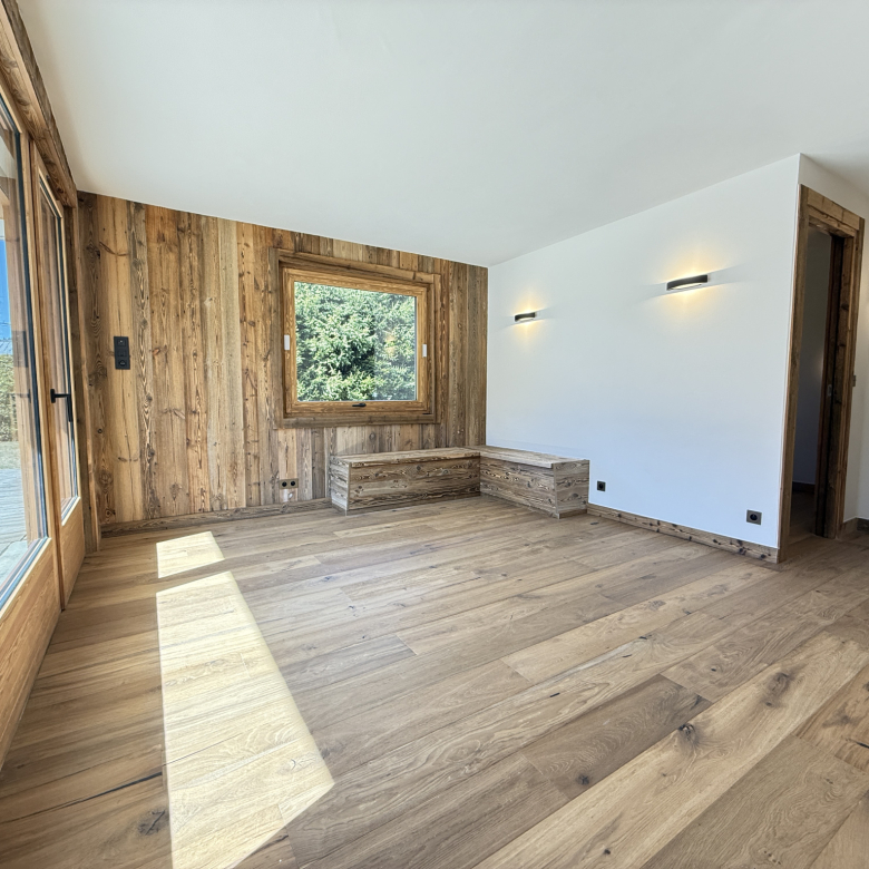 Luxury real estate photo | Charming Properties
