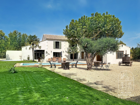 Luxury real estate photo | Charming Properties