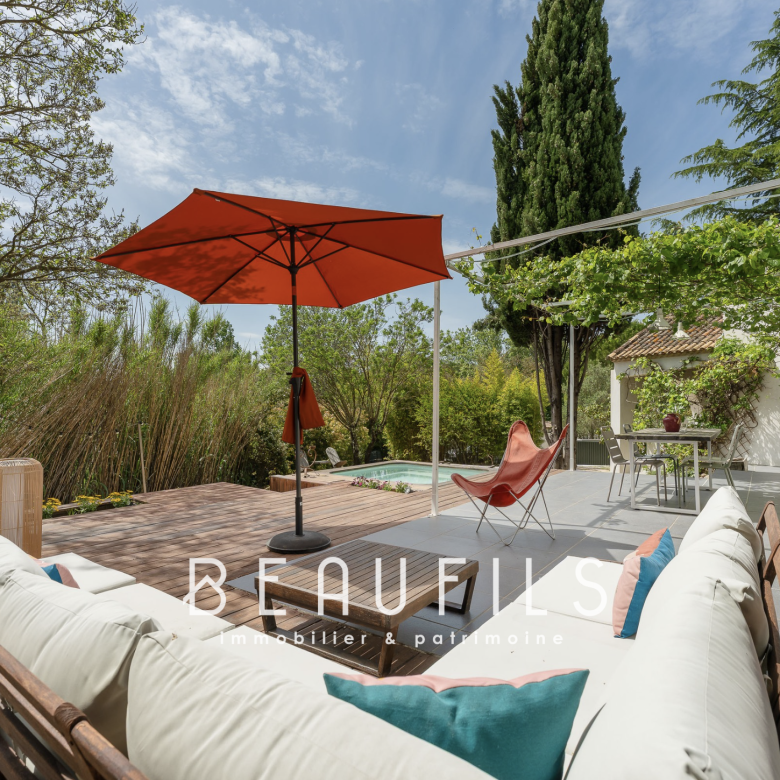 Luxury real estate photo | Charming Properties