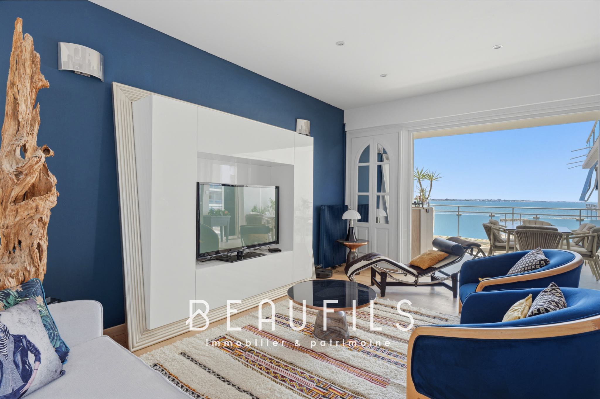 Apartment with sea view in Grau-du-Roi Interior of a renovated apartment with sea view, modern and bright living room.