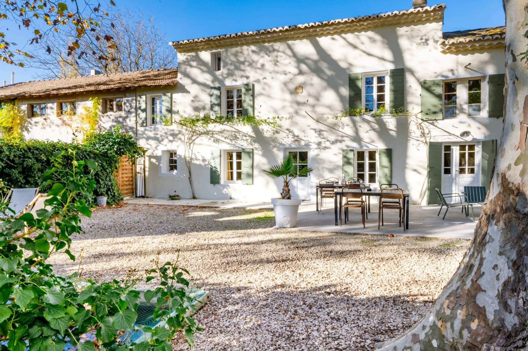 Mas de charme à L’Isle-sur-la-Sorgue Mas rénové avec jardin et terrasse à L'Isle-sur-la-Sorgue, Luberon.