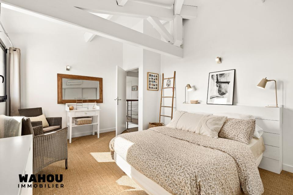 Bright room with modern decor and elegant furniture in an architect-designed villa.