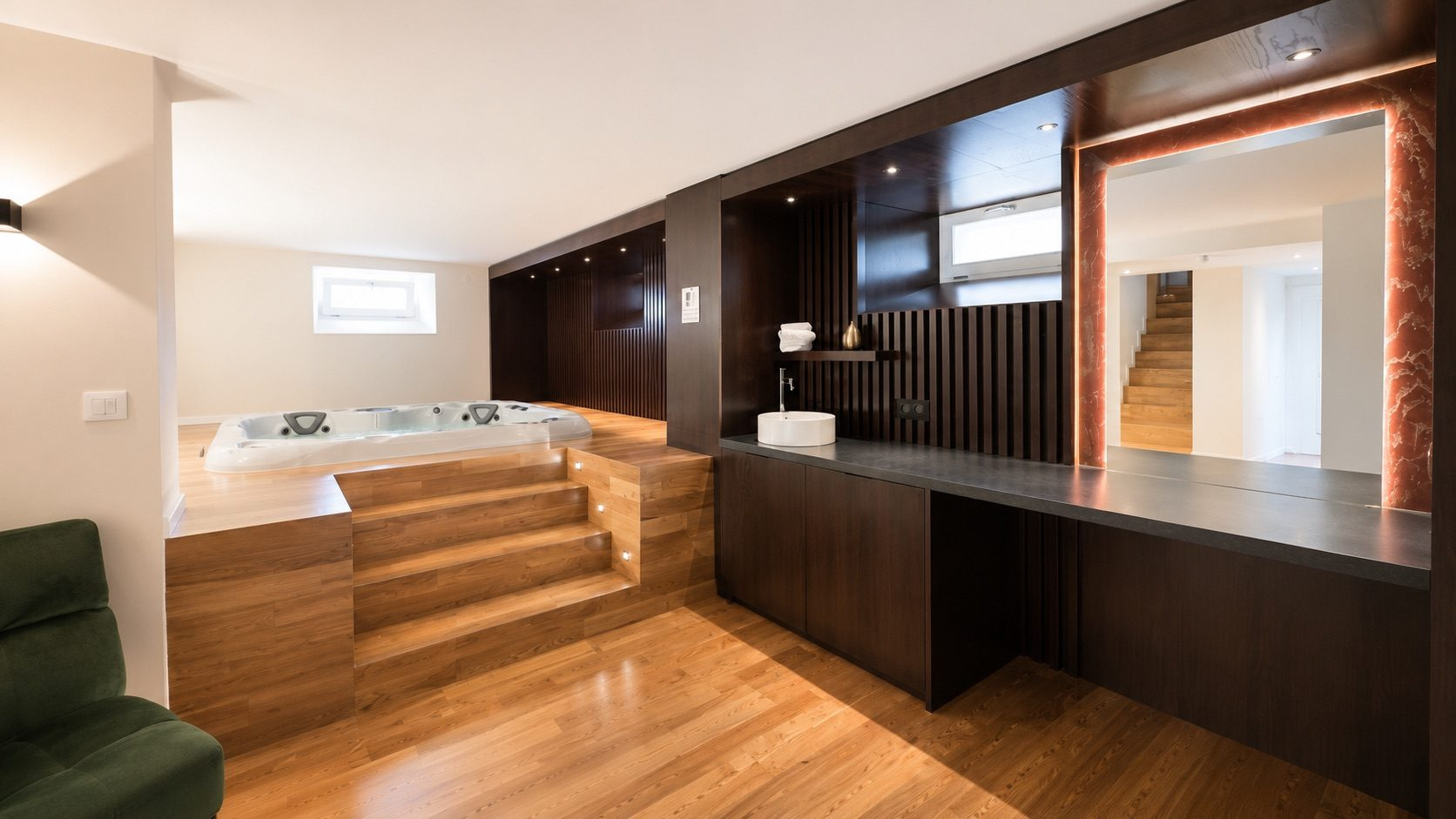 Espace détente avec spa à Munster Espace détente avec spa privatif dans une maison rénovée à Munster