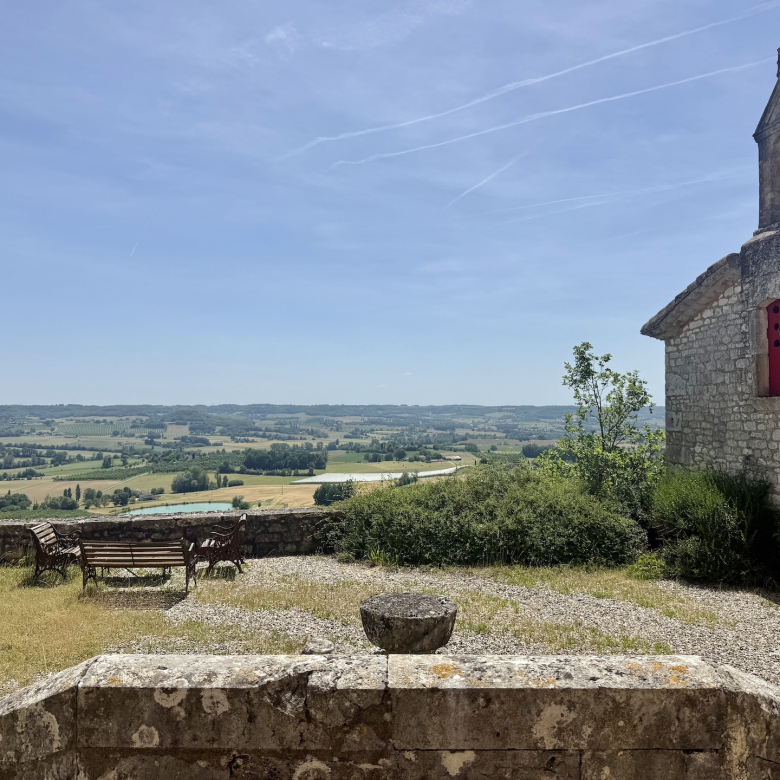 Luxury real estate photo | Charming Properties