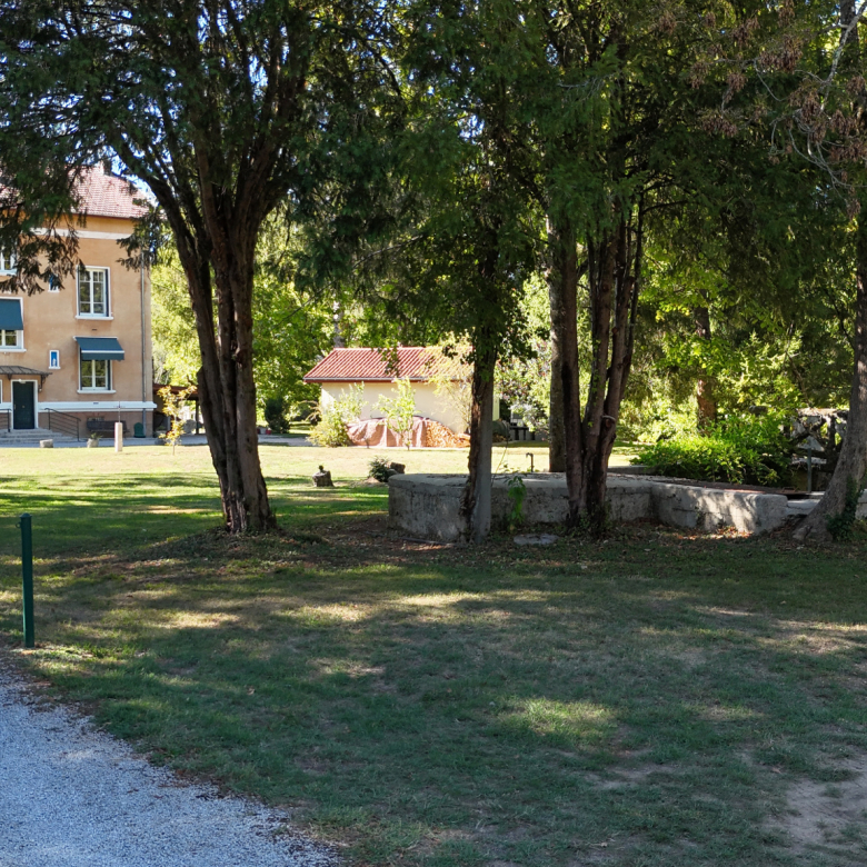 Luxury real estate photo | Charming Properties