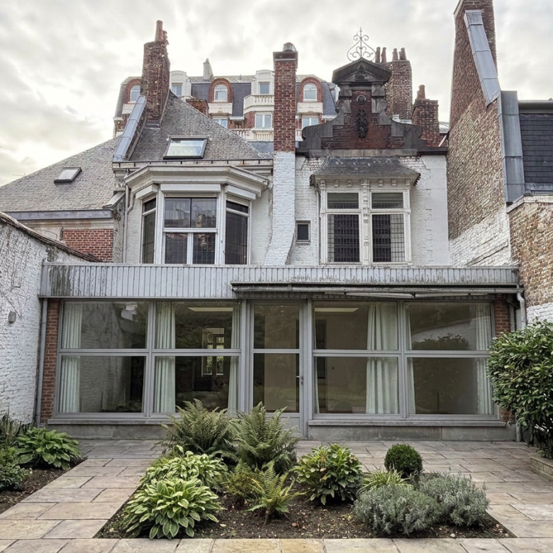 Luxury real estate photo | Charming Properties
