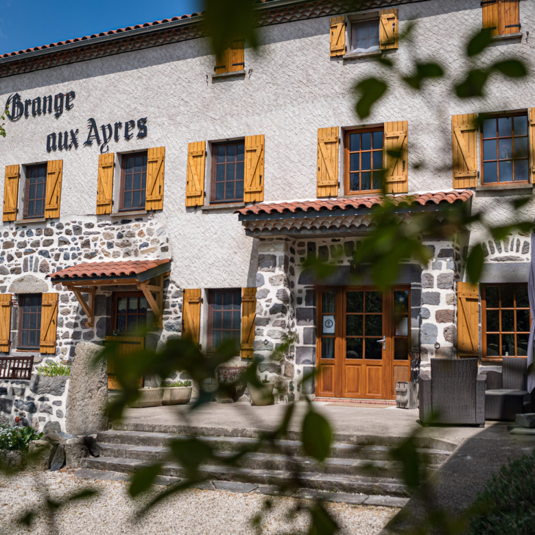 Luxury real estate photo | Charming Properties