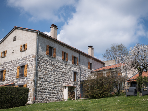 Renovated old stone farmhouse with views over the valley, located in Olloix, Auvergne Volcanoes Regional Natural Park.