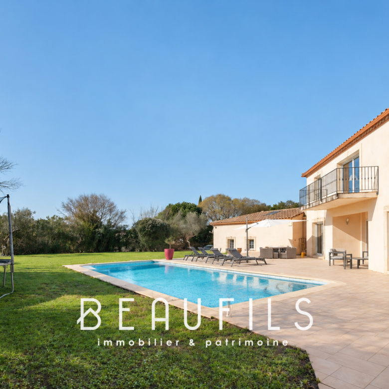 Luxury real estate photo | Charming Properties