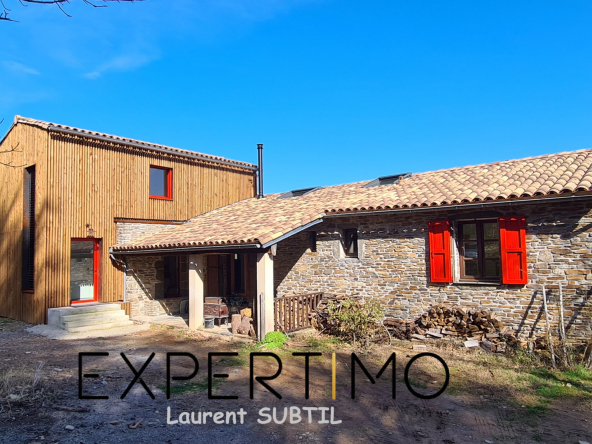 Maison en pierres avec extension bois – 182 m2 habitables –