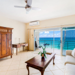 Magnificent 3 bedrooms in Cupecoy by the sea