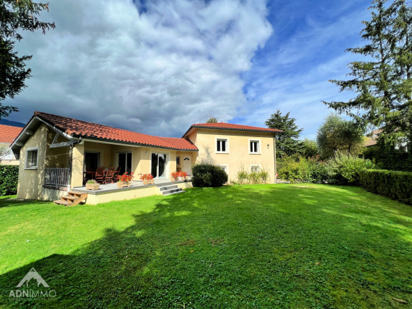 Maison 7 Pièces 223 m2