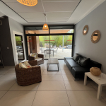 MAISON CONTEMPORAINE 300 m2 HAB.- 5 gites – 1716 m2 de TERRA