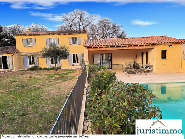 MAISON FAMILIALE DE 5 CHAMBRES AVEC PISCINE  SUR LA COLLINE