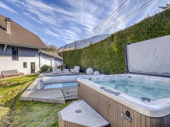 124 m2 house in Saint-Jorioz with swimming pool, jacuzzi and view