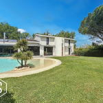 ‘CHIC ARCHYK’ – Villa Contemporaine 220m2 AIGREFEUILLE