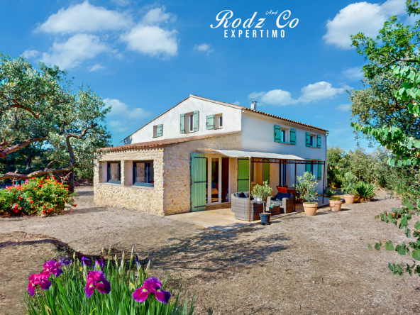 Maison Provençale en Campagne à Apt   Un Écrin de Sérénité a