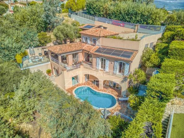 Elegant property on the heights