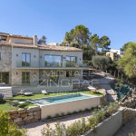 Near Cannes – Mandelieu-la-Napoule – Renovated villa with sea view