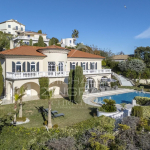 Mandelieu-la-Napoule – Proche Cannes  – Villa vue mer