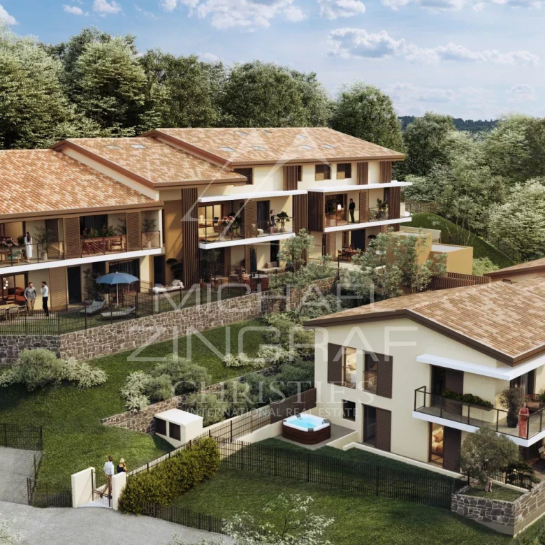 Mandelieu-La Napoule – Lumineux appartement avec vaste terrasse