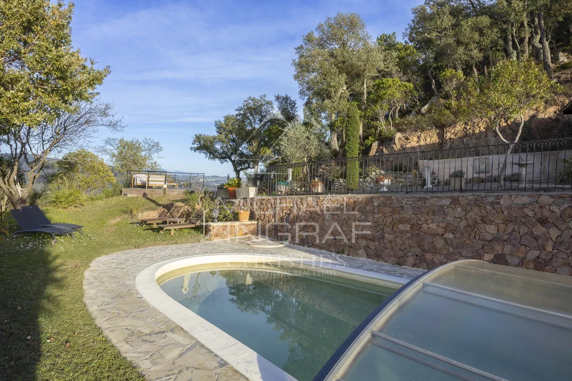 d39c50c7af39da67aca1457422802011_216302f3ad_1920-original