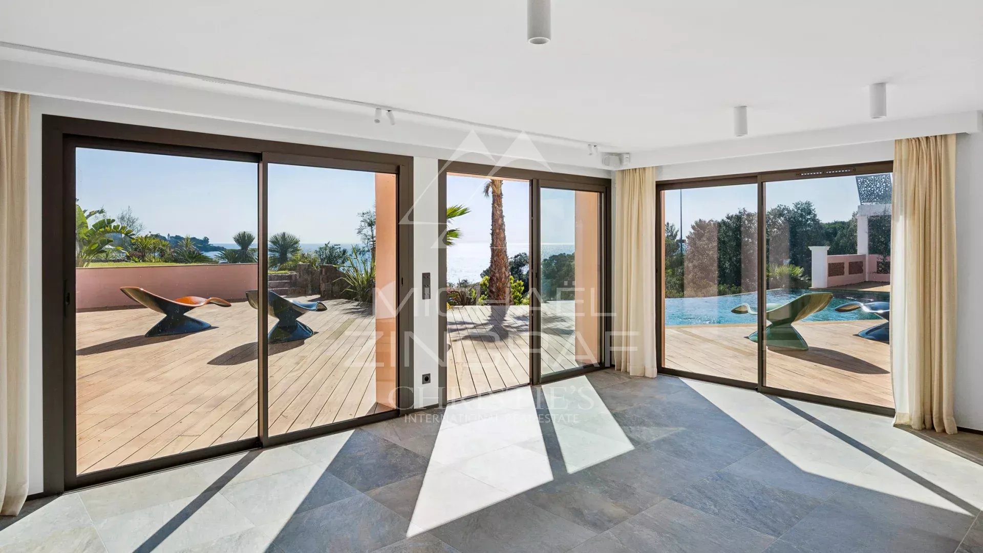 283ece8afc0fabdc9e36a6cdbbce42bd_13be4d3ceb_1920-original