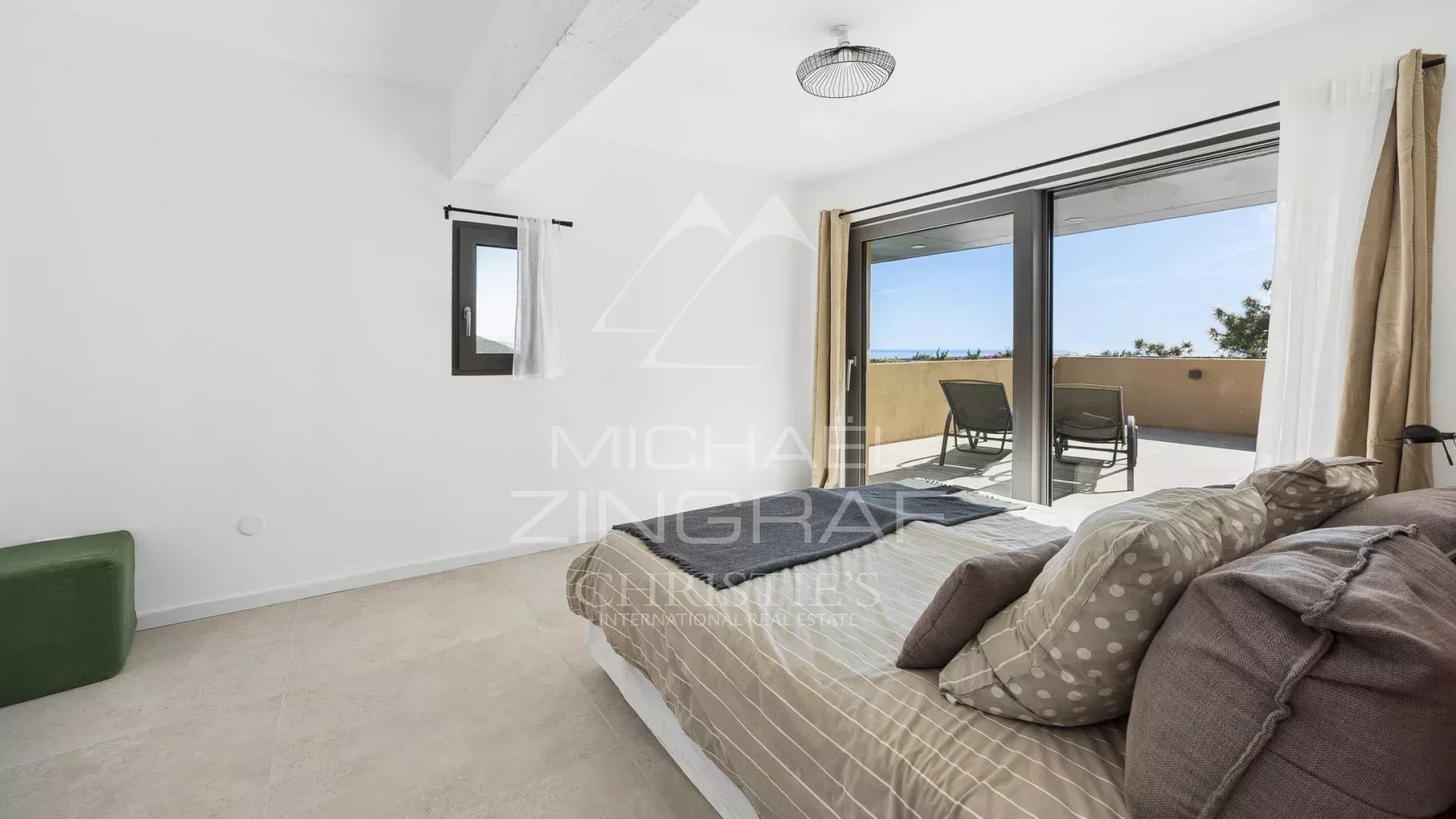 b0b6eb74506743f96fe6ddf4d8ffe1cf_16a0356583_1920-original