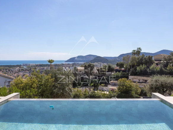 ÉLÉGANTE MAISON AVEC VUE MER PANORAMIQUE