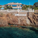Near Cannes – Anthéor – Art Deco waterfront villa