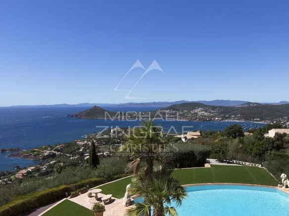 Entre Cannes et Saint-Tropez – Saint-Raphael – Vue Mer panoramique