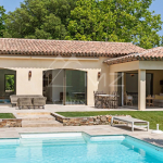 Propriétés à 200m de la plage – Composée de 2 Villas