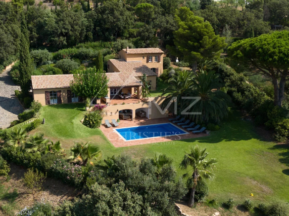 PROVENCAL VILLA WITH PANORAMIC SEA VIEW – EXCLUSIVE