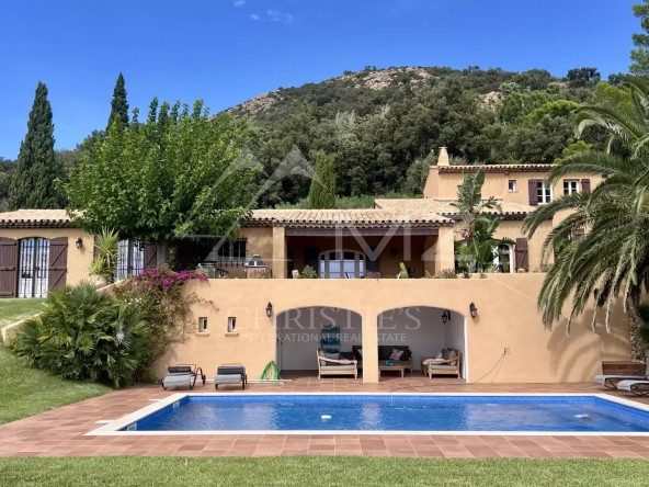 VILLA PROVENCALE AVEC VUE MER PANORAMIQUE – EXCLUSIVITE