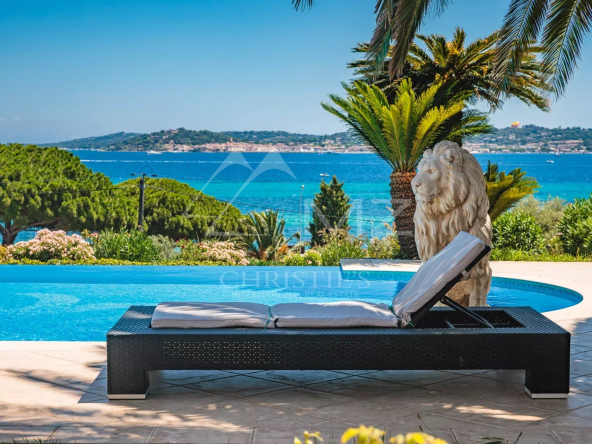 Villa vue mer panaromique sur le village de Saint-Tropez