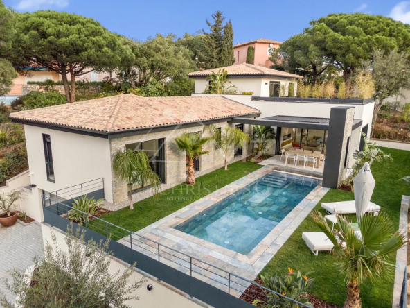 Luxury contemporary villa