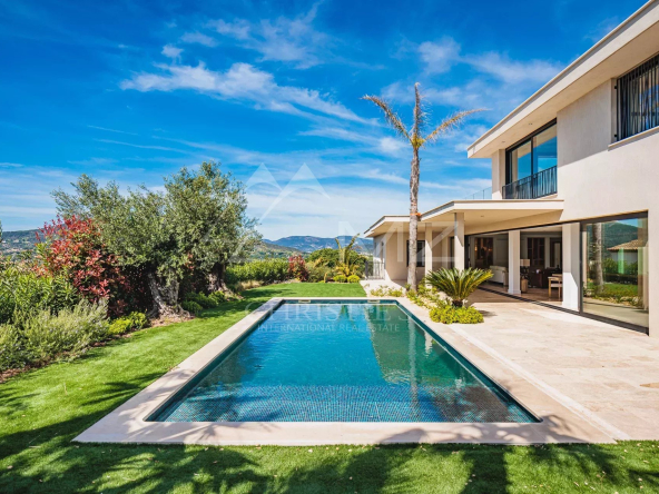 VILLA CONTEMPORAINE – VUE MER