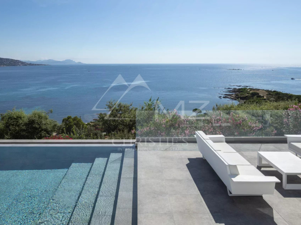 VILLA CONTEMPORAINE – VUE MER EXCEPTIONNELLE – EXCLUSIVITE