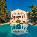 “Le Haut Mas” – Propriété palladienne du XVIIIe à Grimaud