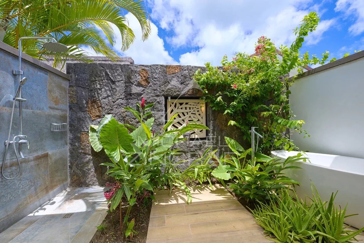 42073a439bb4bda5a6bb78c9bb7d6950_9655480732_1280-original