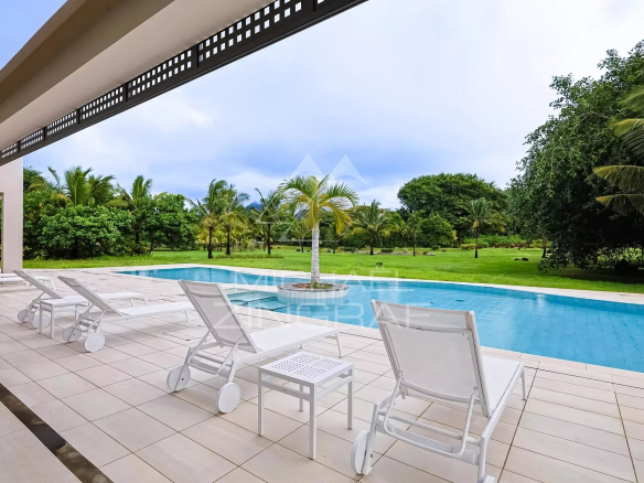 Villa Contemporaine d’Exception au Cœur de The Gardens – Anahita