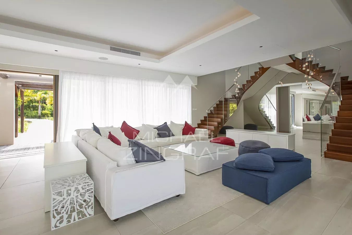 33a7c8f8408144adf5d23a9f6b50b8ed_4057354d7e_1350-original