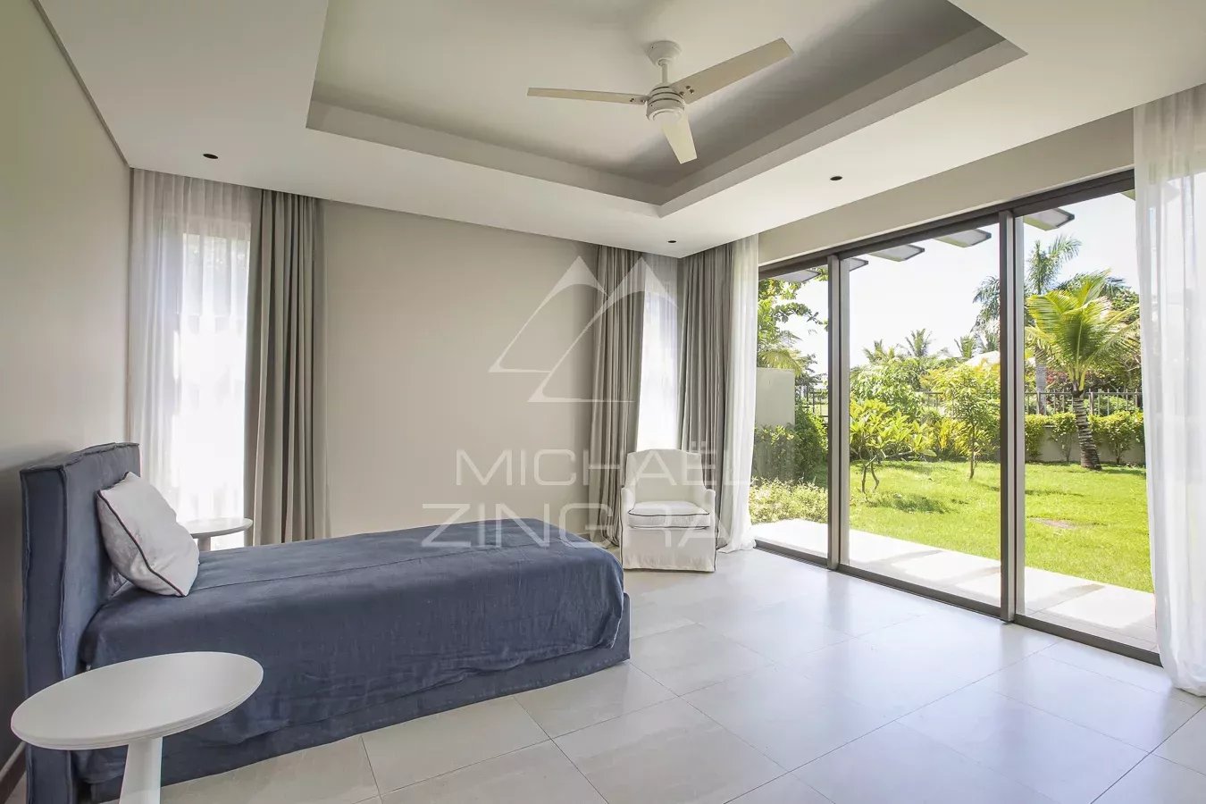 fc7d8d4a3bcbed134cb2ead2d9361c35_1a9c26f86c_1350-original