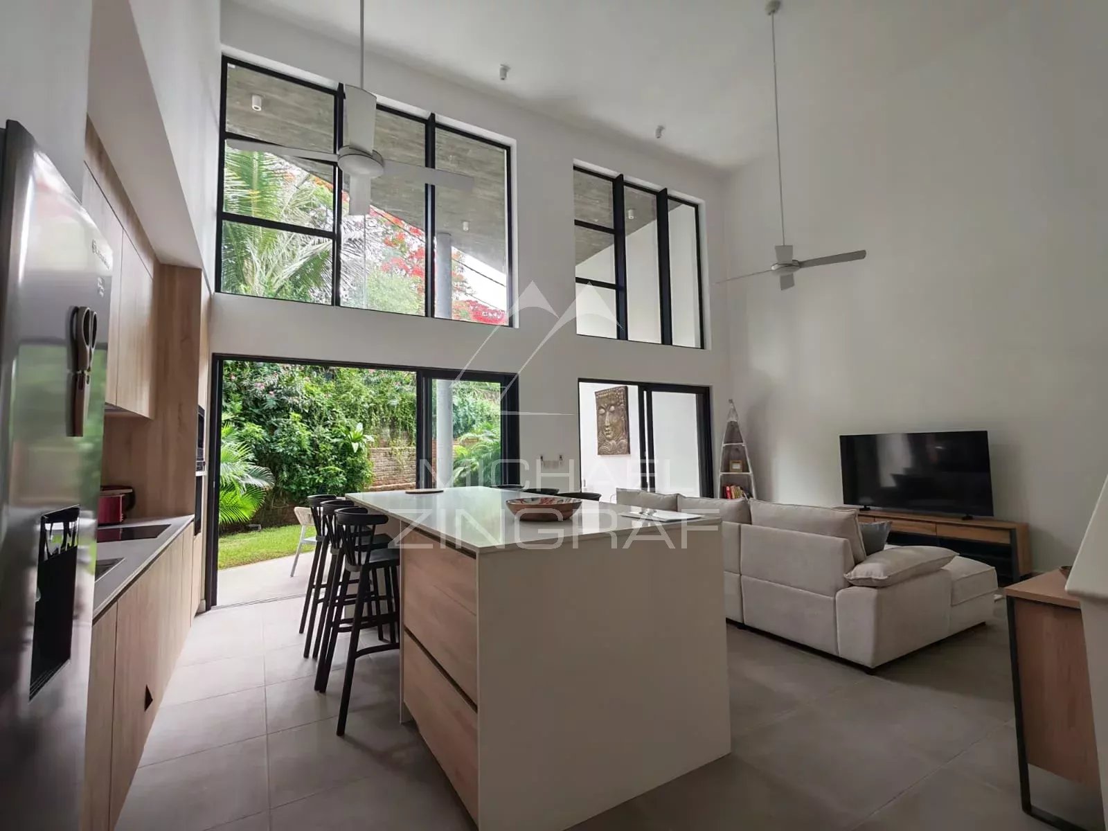 0b54fe1c981a37e95e8446d96d9b88ae_bafd4e5d43_1600-original