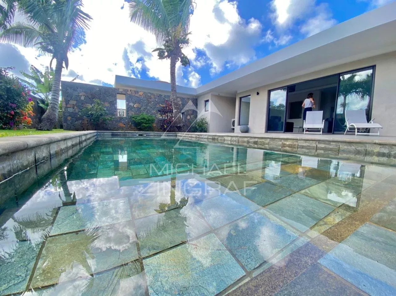 a413078f70cfc5b5c3b3909e90b93749_bd8a7d28c8_1280-original